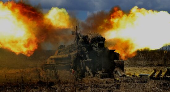 Eastern Military District's 5th Combined-Arms army holds joint tactical drill