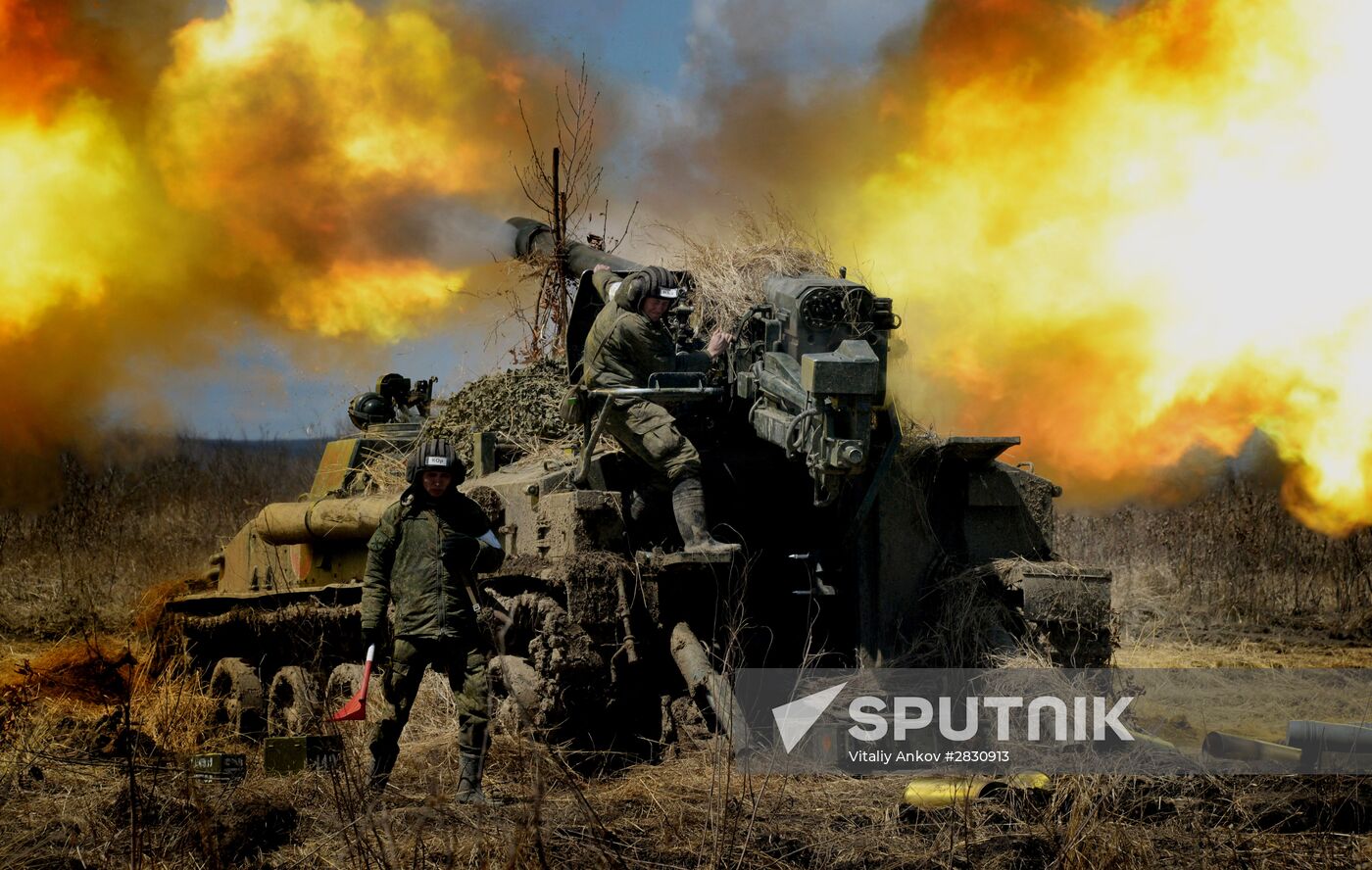 Eastern Military District's 5th Combined-Arms army holds joint tactical drill