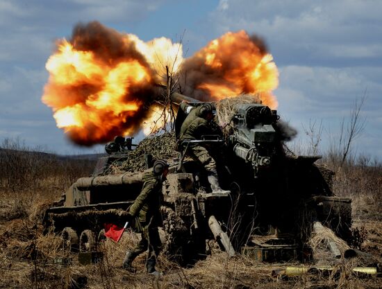 Eastern Military District's 5th Combined-Arms army holds joint tactical drill