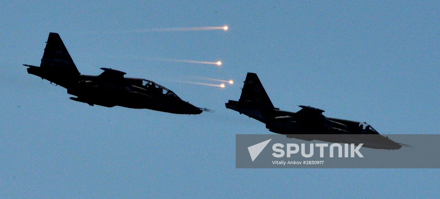 Eastern Military District's 5th Combined-Arms army holds joint tactical drill