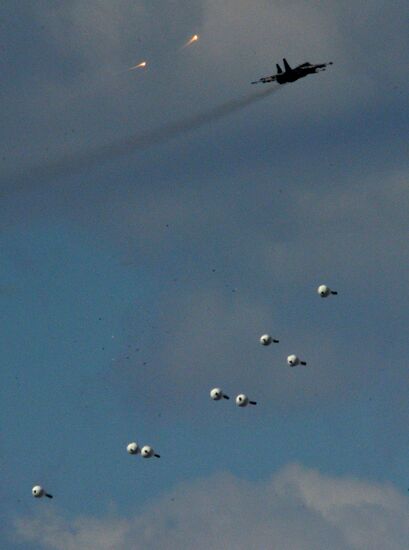 Eastern Military District's 5th Combined-Arms army holds joint tactical drill