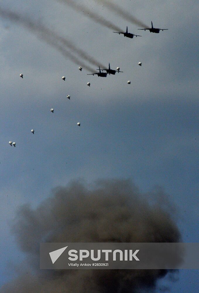 Eastern Military District's 5th Combined-Arms army holds joint tactical drill