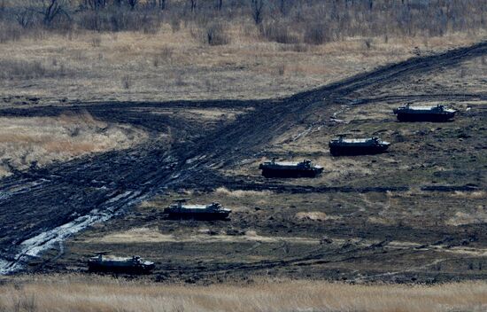 Eastern Military District's 5th Combined-Arms army holds joint tactical drill