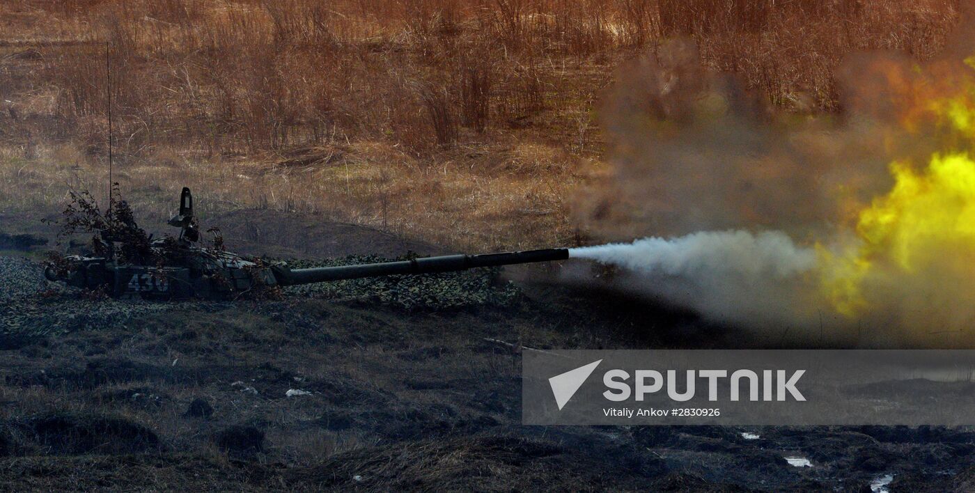Eastern Military District's 5th Combined-Arms army holds joint tactical drill