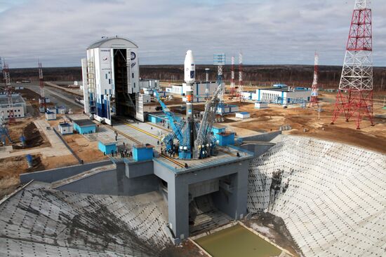 Soyuz-2.1a carrier vehicle taken to Vostochny space center's launch pad
