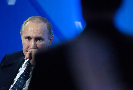 Vladimir Putin takes part in plenary session of Russian Popular Front's inter-regional forum