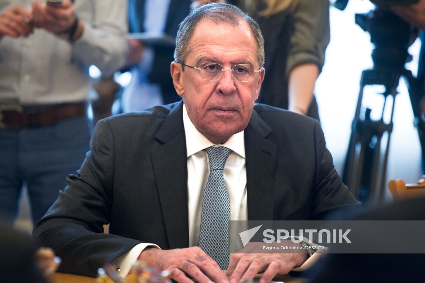 Russian Foreign Minister Sergey Lavrov meets with OPCW Director General Ahmet Üzümcü