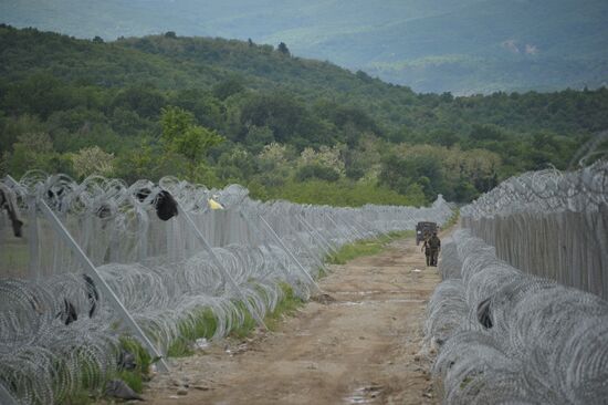 The Vinojug and Idomeni camps for refugees on the Greek-Macedonian border
