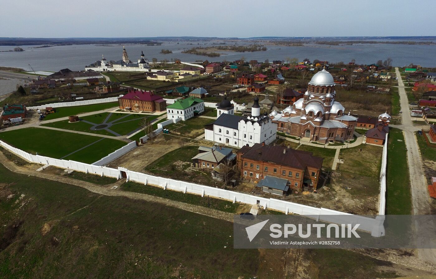 Island village Sviyazhsk