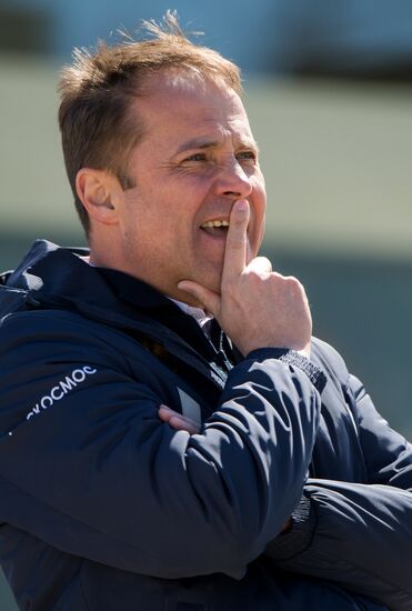 First launch from new Russian cosmodrome Vostochny postponed