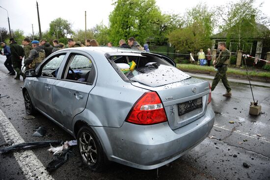 Ukrainian army shells Yelenovka checkpoint in Donetsk Region
