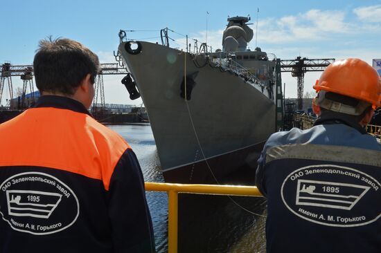Gepard 3.9 frigate floated out in Zelenodolsk