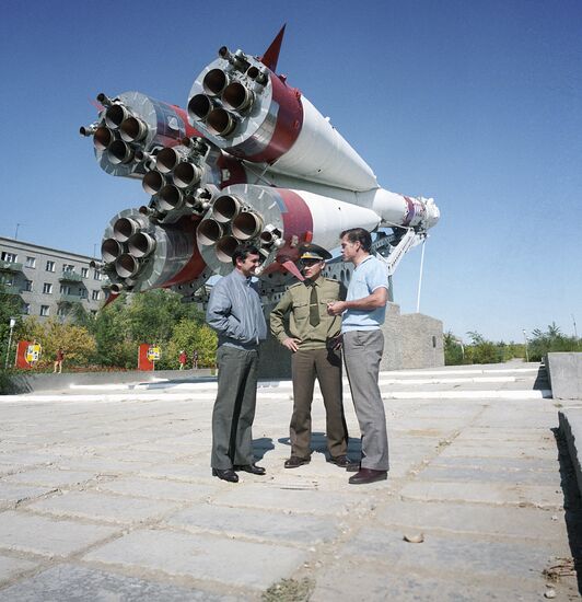 Soviet cosmonauts Titov, Dzhanibekov, Serebrov