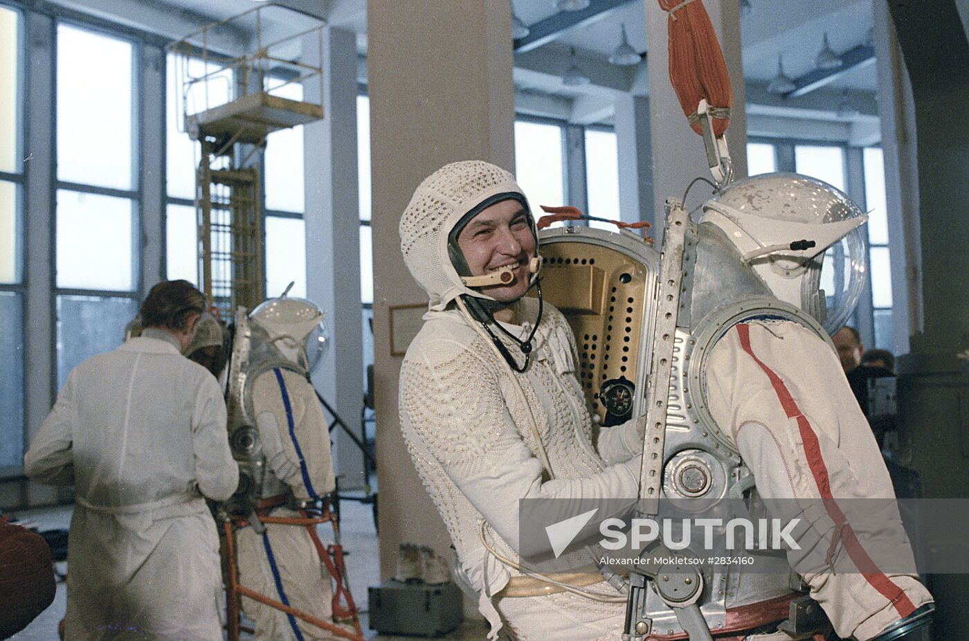 Soviet cosmonauts Titov and Serebrov