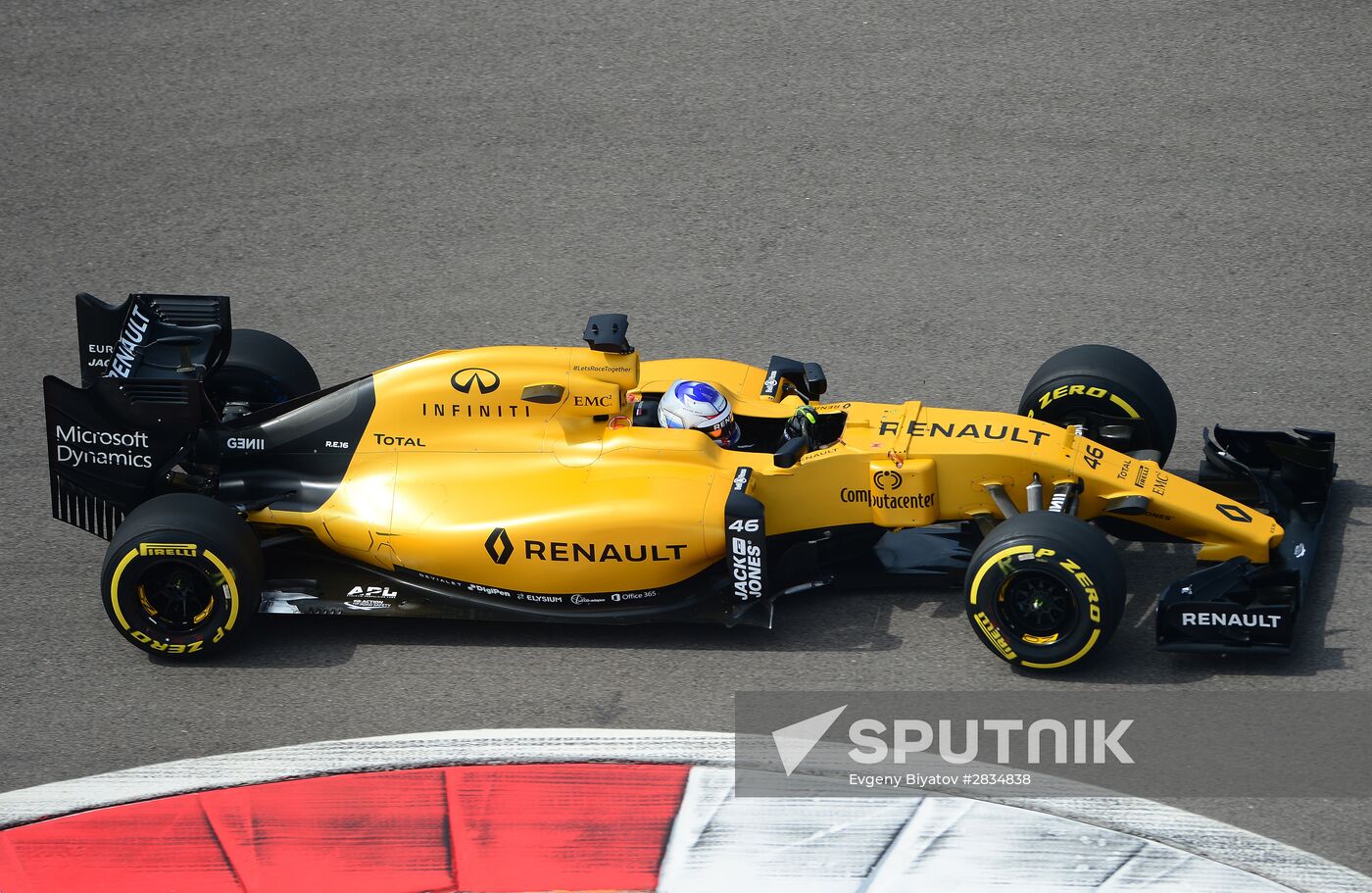 2016 Formula 1 Russian Grand Prix. Practice one