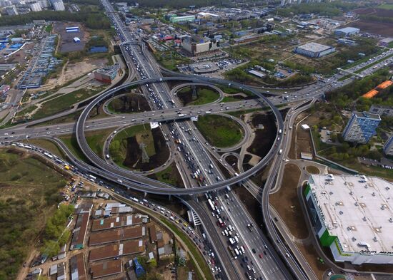 Cloverleaf interchange between Kashirskoye Motorway and Moscow Ring Road.