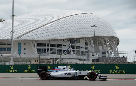 2016 Formula 1 Russian Grand Prix. Practice 1