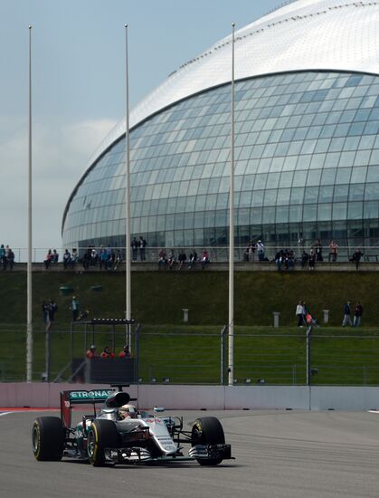 2016 Formula 1 Russian Grand Prix. Practice 1