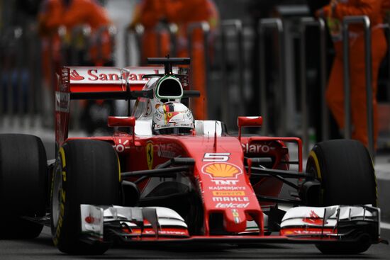 2016 Formula 1 Russian Grand Prix. Practice 1