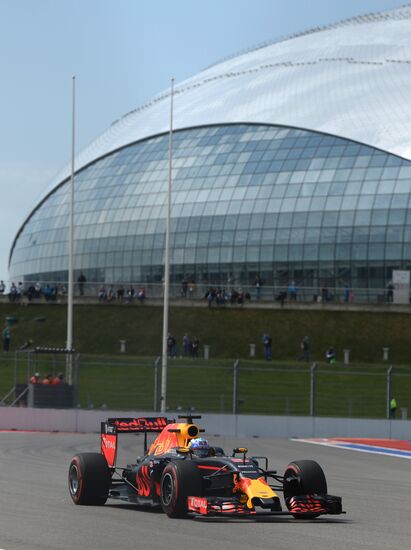 2016 Formula 1 Russian Grand Prix. Practice one