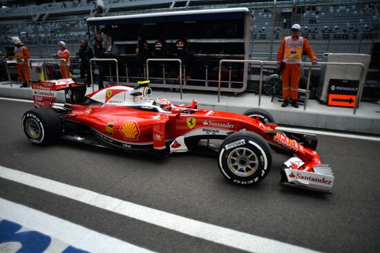 2016 Formula 1 Russian Grand Prix. Practice one