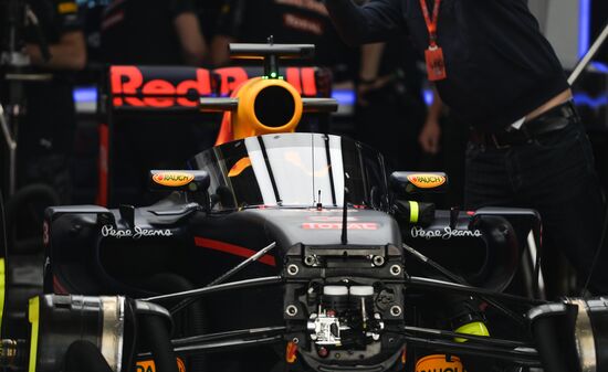 2016 Formula 1 Russian Grand Prix. Practice one