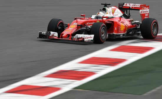 2016 Formula 1 Russian Grand Prix. Practice 3