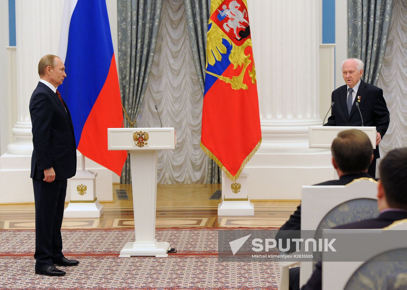 Vladimir Putin presents Hero of Labor of the Russian Federation medals