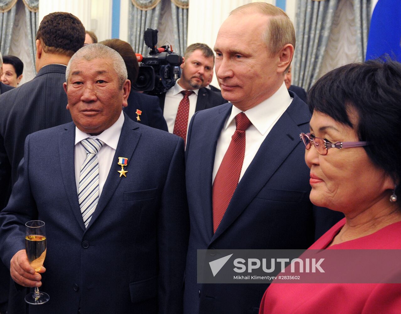 President Vladimir Putin presents Hero of Labor medals