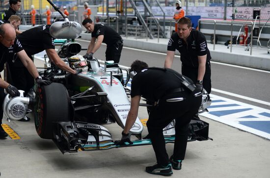 2016 Formula 1 Russian Grand Prix. Practice 3
