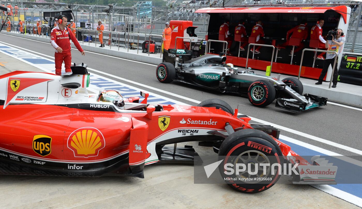 2016 Formula 1 Russian Grand Prix. Practice 3