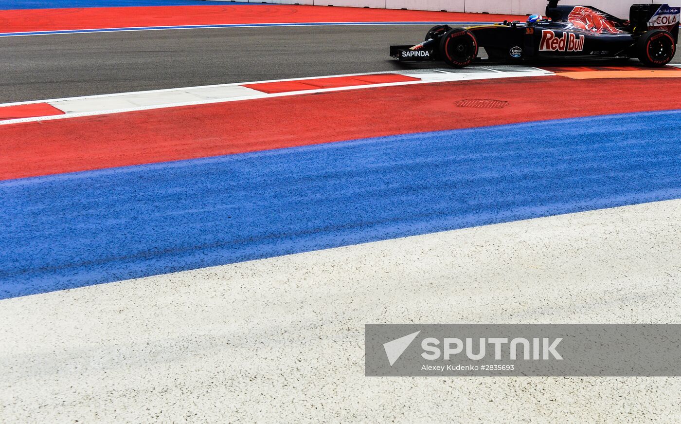 2016 Formula 1 Russian Grand Prix. Practice 3