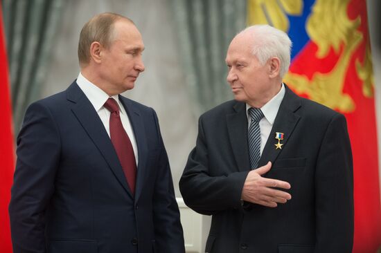 President Vladimir Putin presents Hero of Labor medals