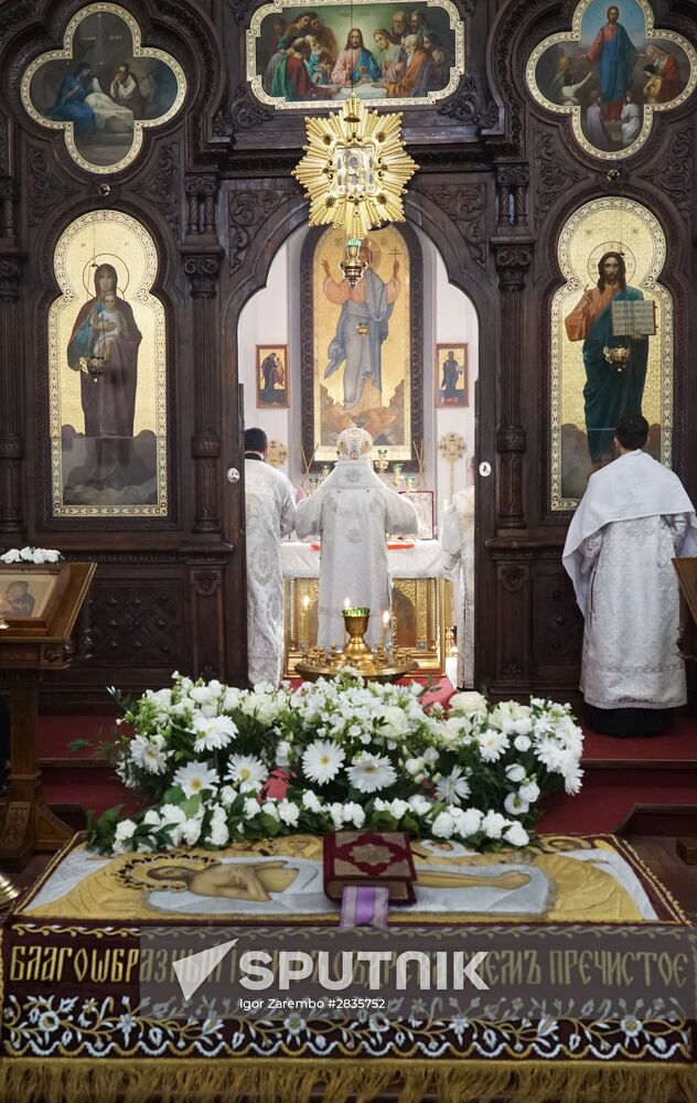Festive Easter service in Berlin