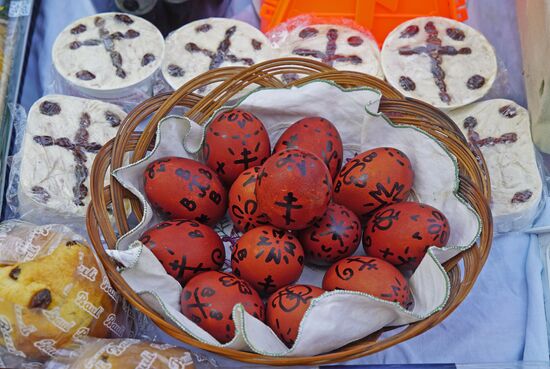 Festive Easter service in Berlin