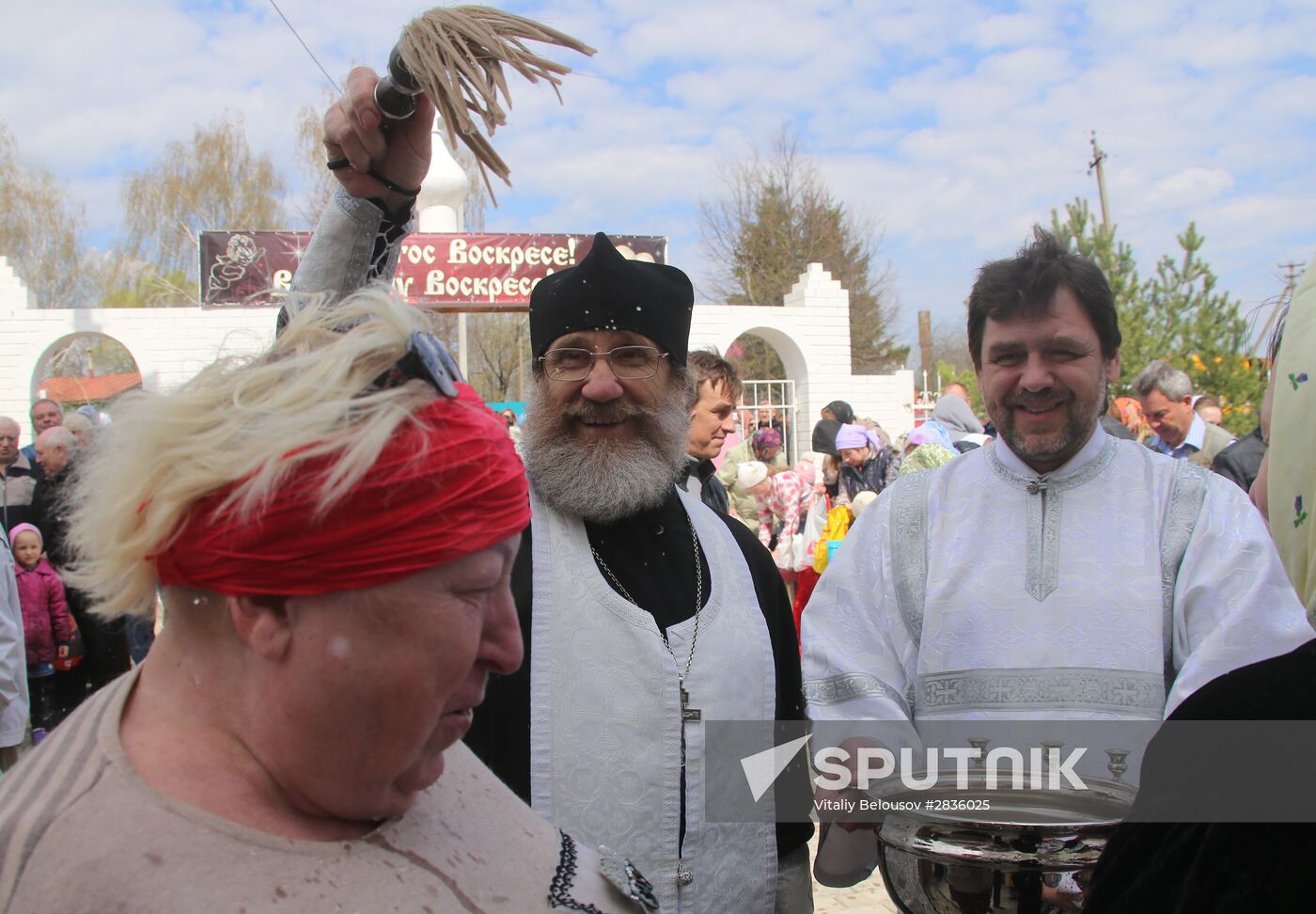 Consecration of Easter cakes and eggs on Holy Saturday