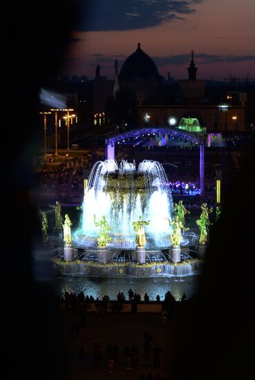 VDNKh fountains launched