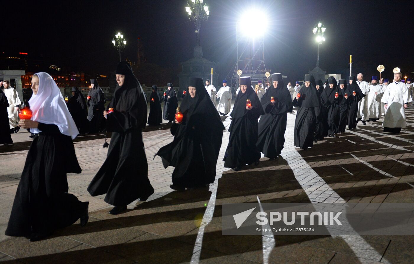 Easter service at Christ the Savior Cathedral in Moscow
