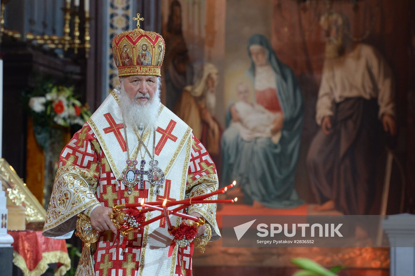 Easter service at Christ the Savior Cathedral in Moscow