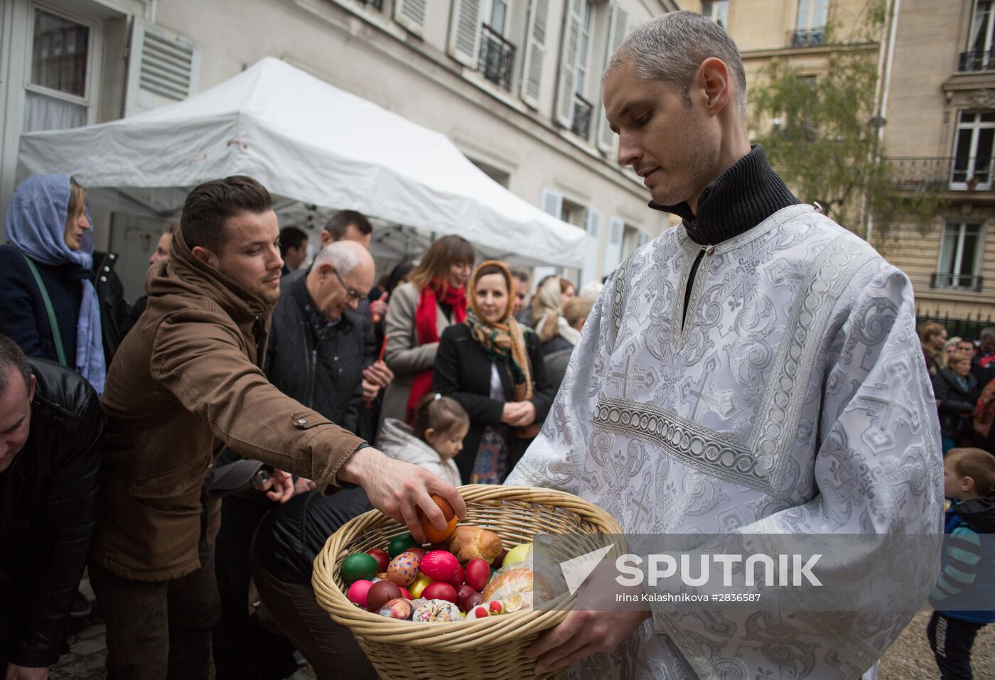 Easter celebrations in Paris