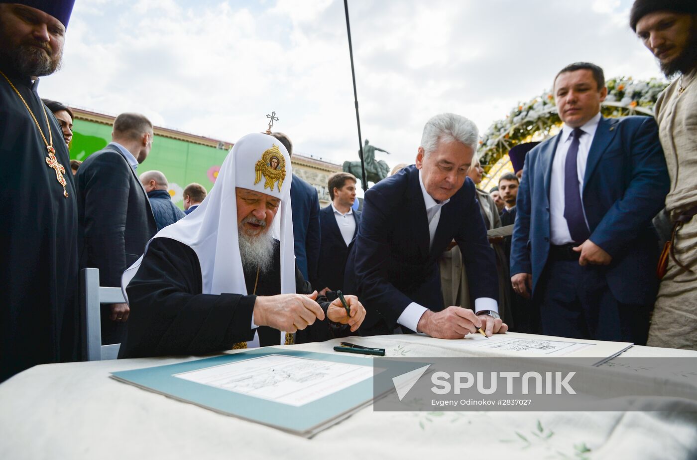 Patriarch Kirill of Moscow and All Russia and Moscow Mayor Sergei Sobyanin attend Easter Fair