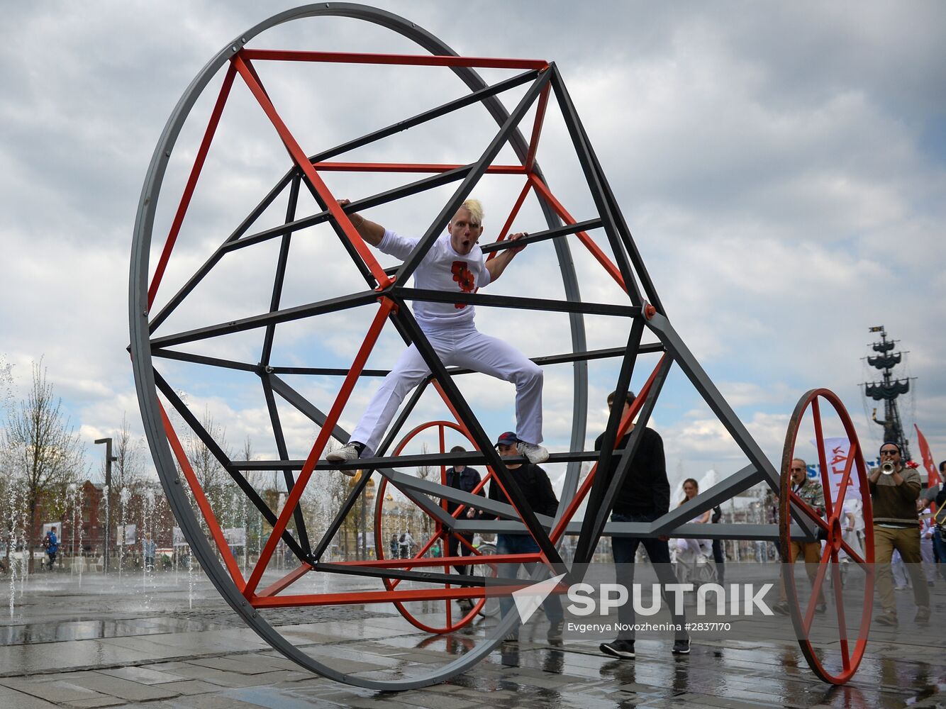 Moscow parks open summer season
