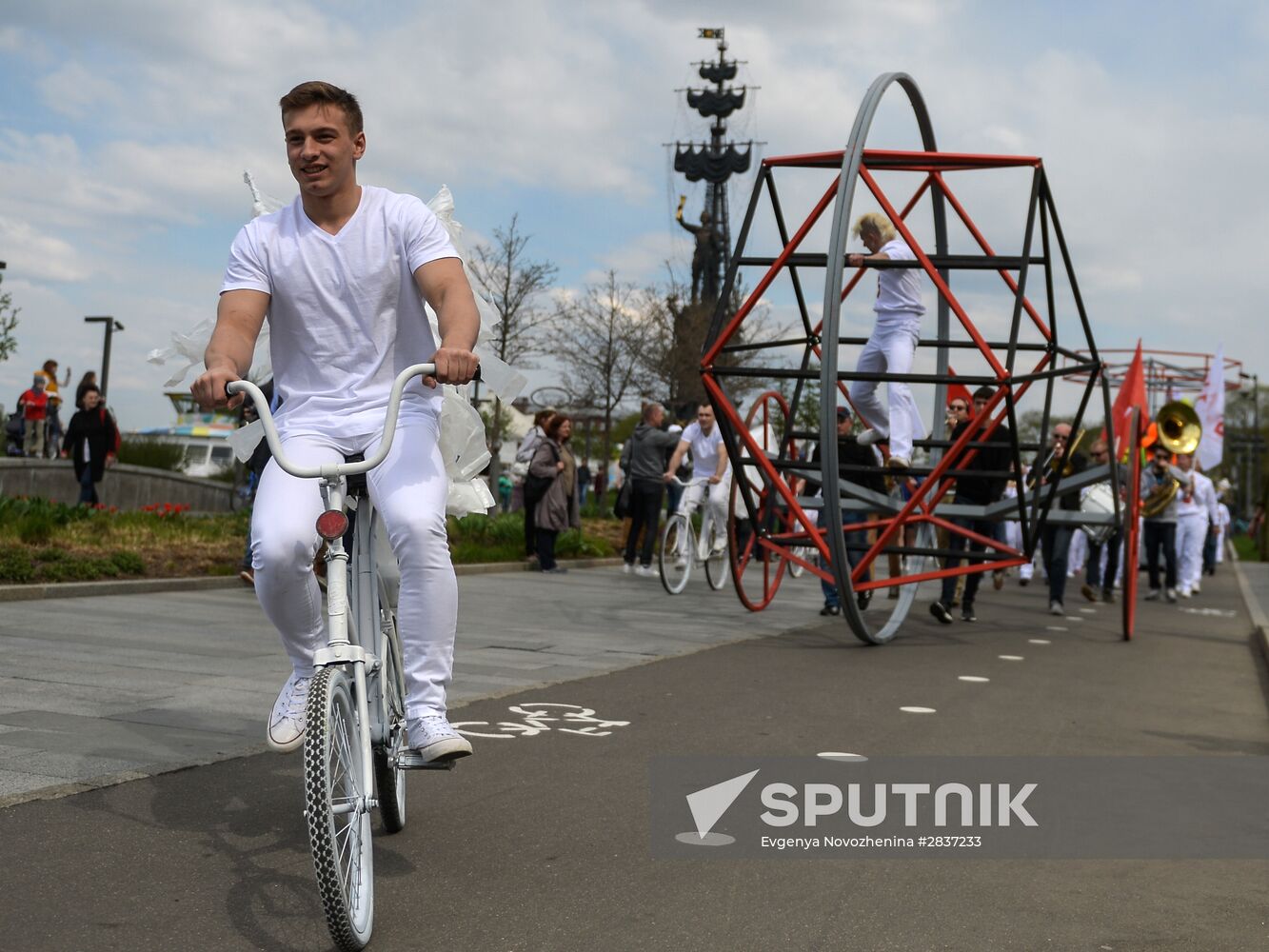 Moscow parks open summer season