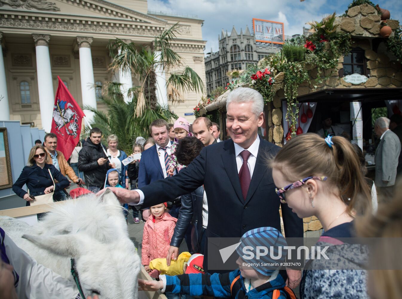 Patriarch Kirill of Moscow and All Russia and Moscow Mayor Sergei Sobyanin attend Easter Fair