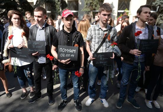 Moscow commemorates those killed in Odessa Trade Unions' House fire
