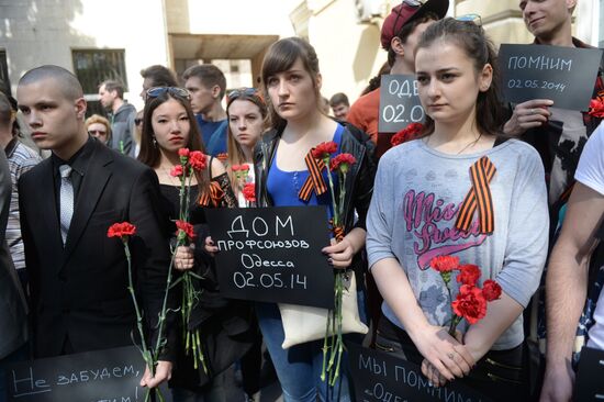 Moscow commemorates those killed in Odessa Trade Unions' House fire