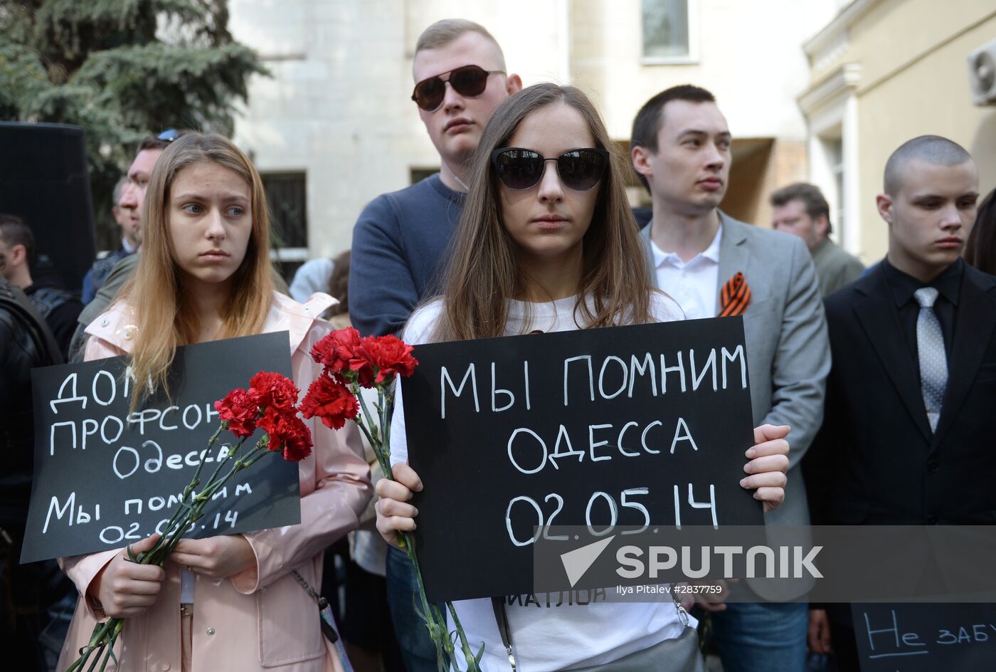 Moscow commemorates those killed in Odessa Trade Unions' House fire
