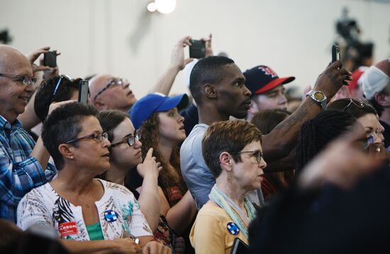 U.S. Democratic presidential candidate Hillary Clinton in Indiana