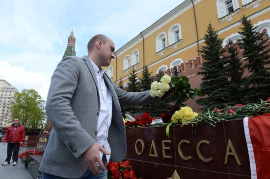 Moscow commemorates those killed in Odessa Trade Unions' House fire