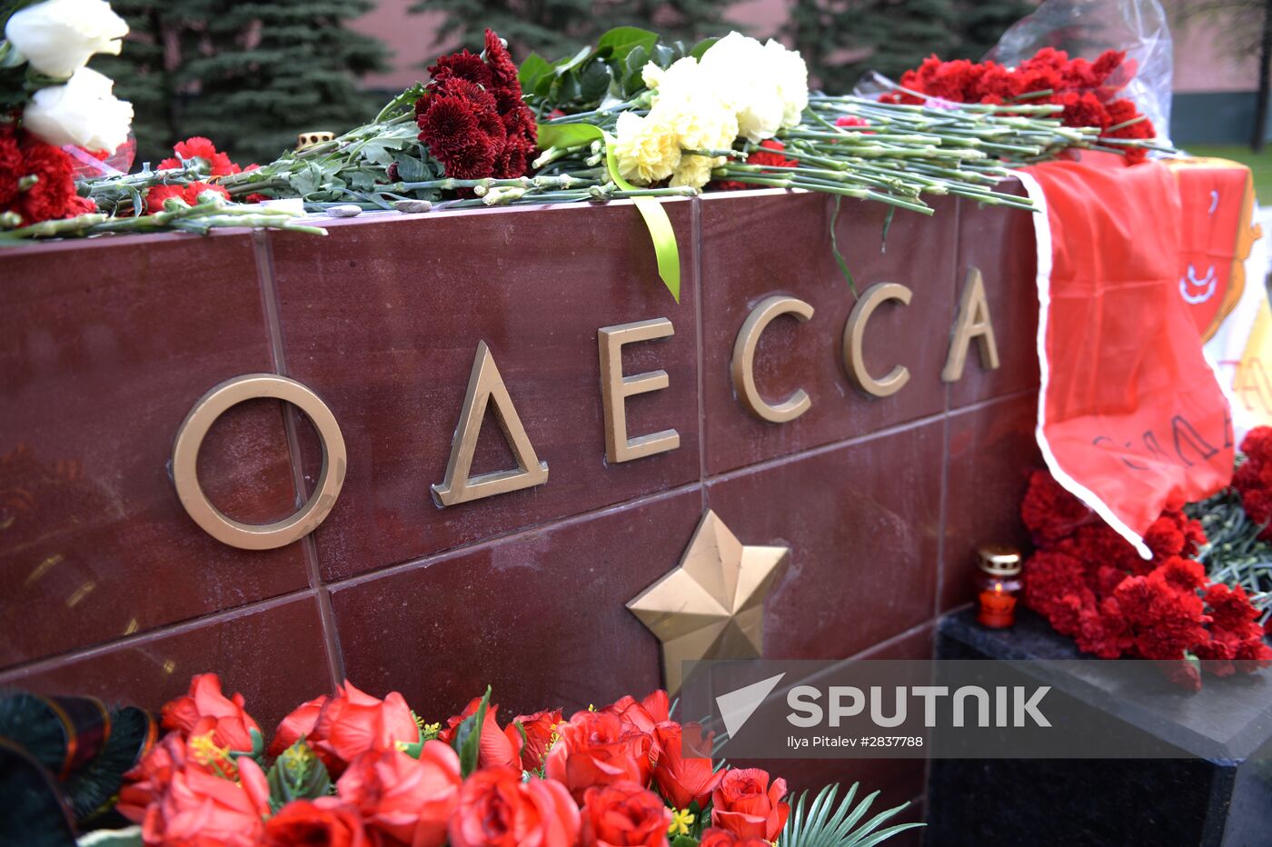 Moscow commemorates those killed in Odessa Trade Unions' House fire